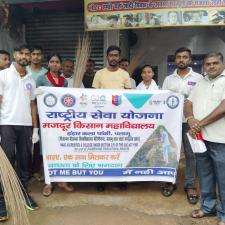 स्वछता के लिय श्रमदान